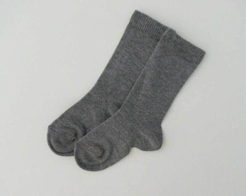 PLAIN GREY SOCKS