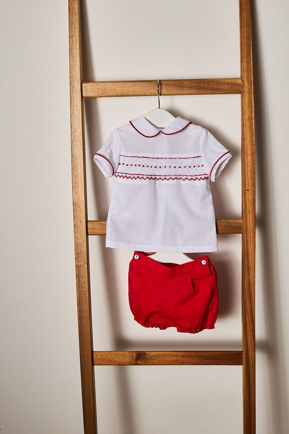 SET BEBÉ NIÑO EN NIDO DE ABEJA