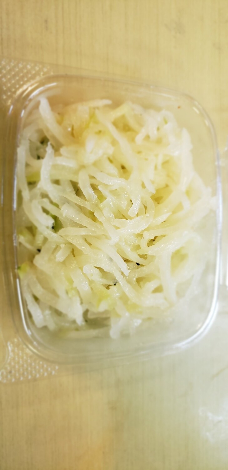 무나물무침 Radish Salad (FOR 1~2)