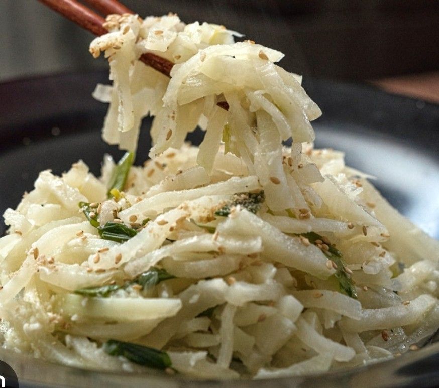 무나물무침 Radish Salad (FOR 2~3)