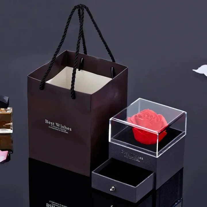 Rose And Necklace box