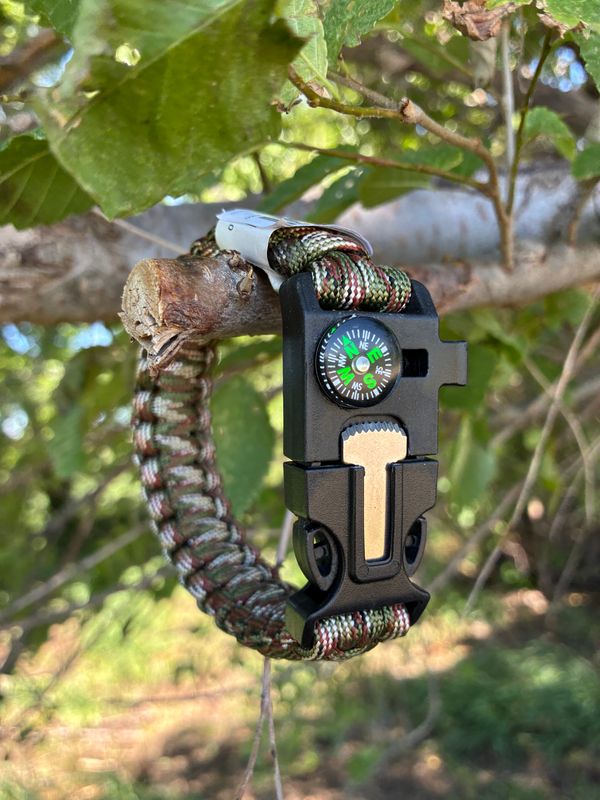 Adventure Paracord Bracelet