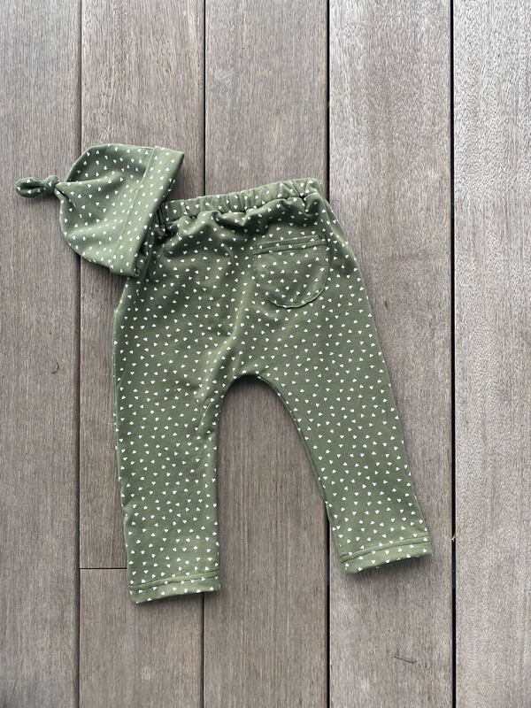Sarouel petits cœurs verts