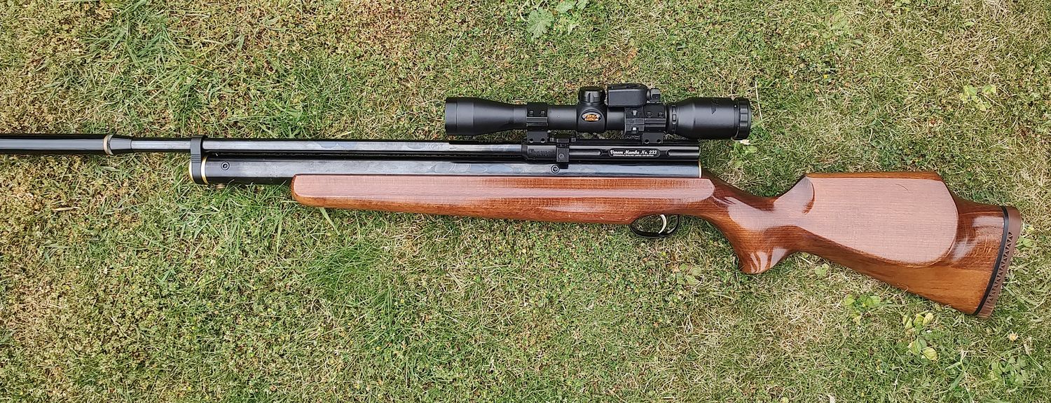 Webley Venom Mamba .22cal - No. 233/1000 - Very Collectable Webley Venom Mamba .22cal - No. 233/1000 - Very Collectable
