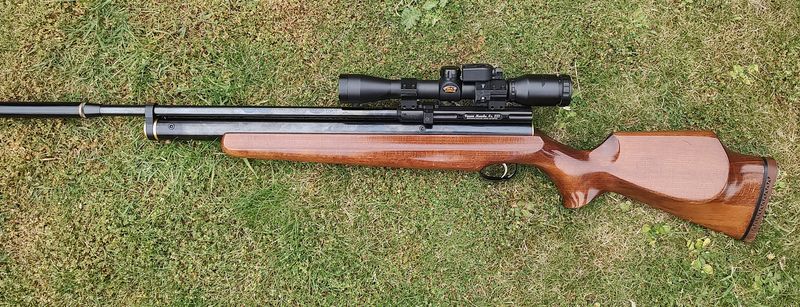 Webley Venom Mamba .22cal - No. 233/1000 - Very Collectable Webley Venom Mamba .22cal - No. 233/1000 - Very Collectable
