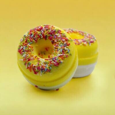 Lemon Meringue Bath Donut
