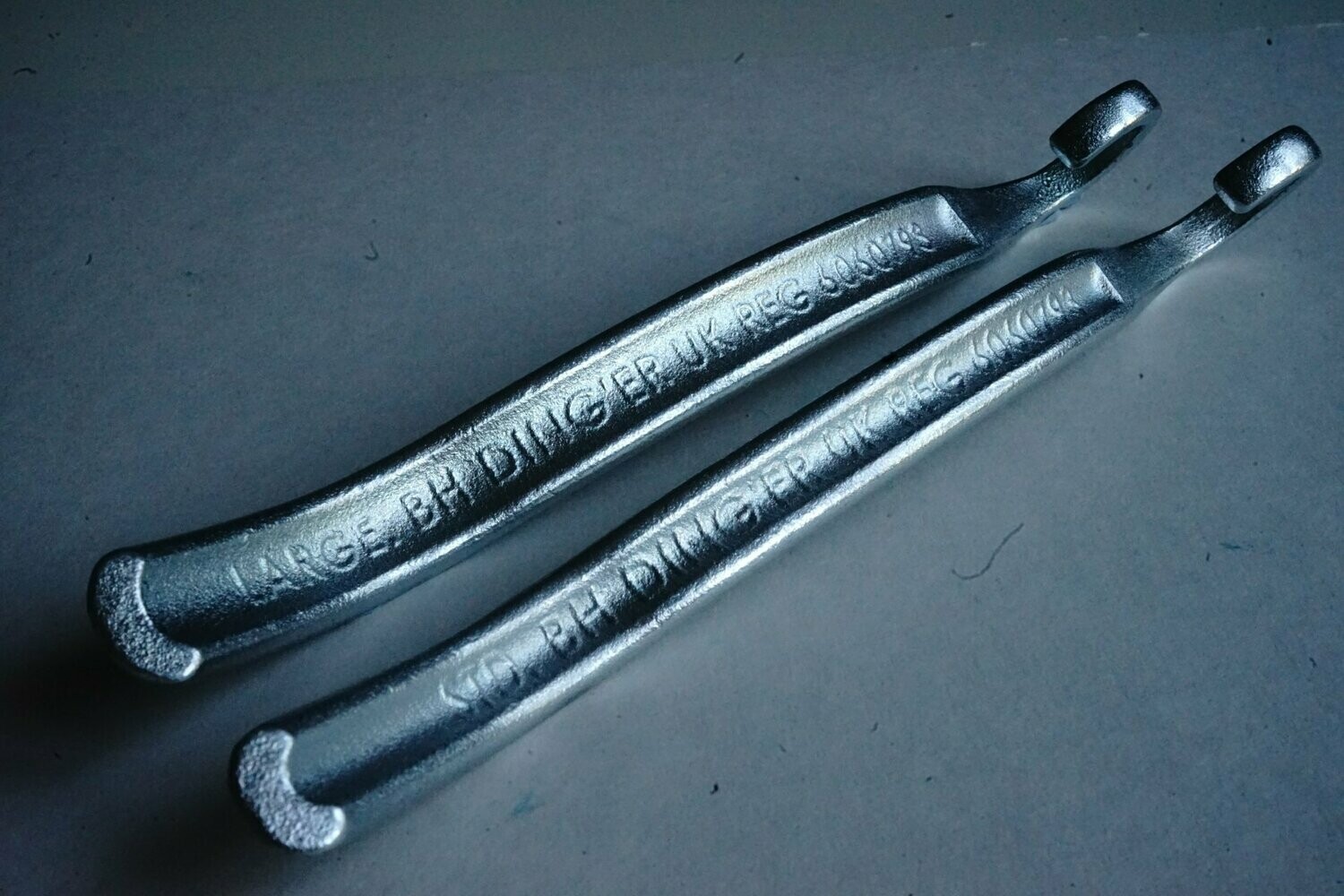 Std & L bucket handle Ding'er set