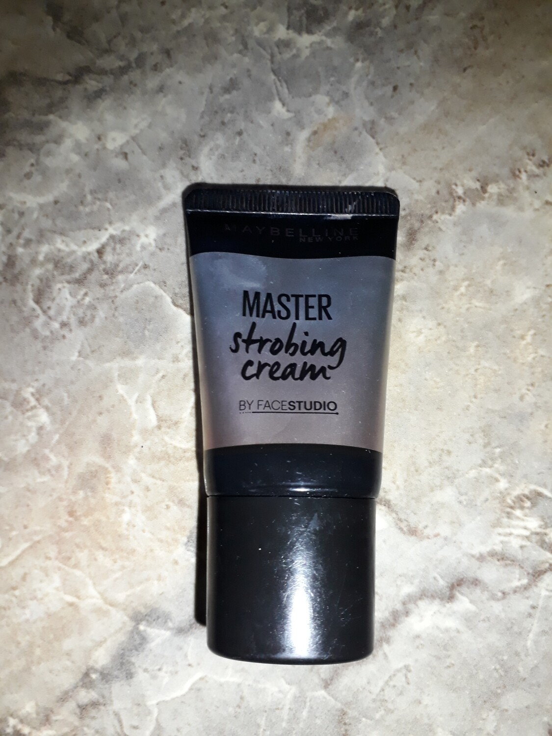 maybelline strobing cream