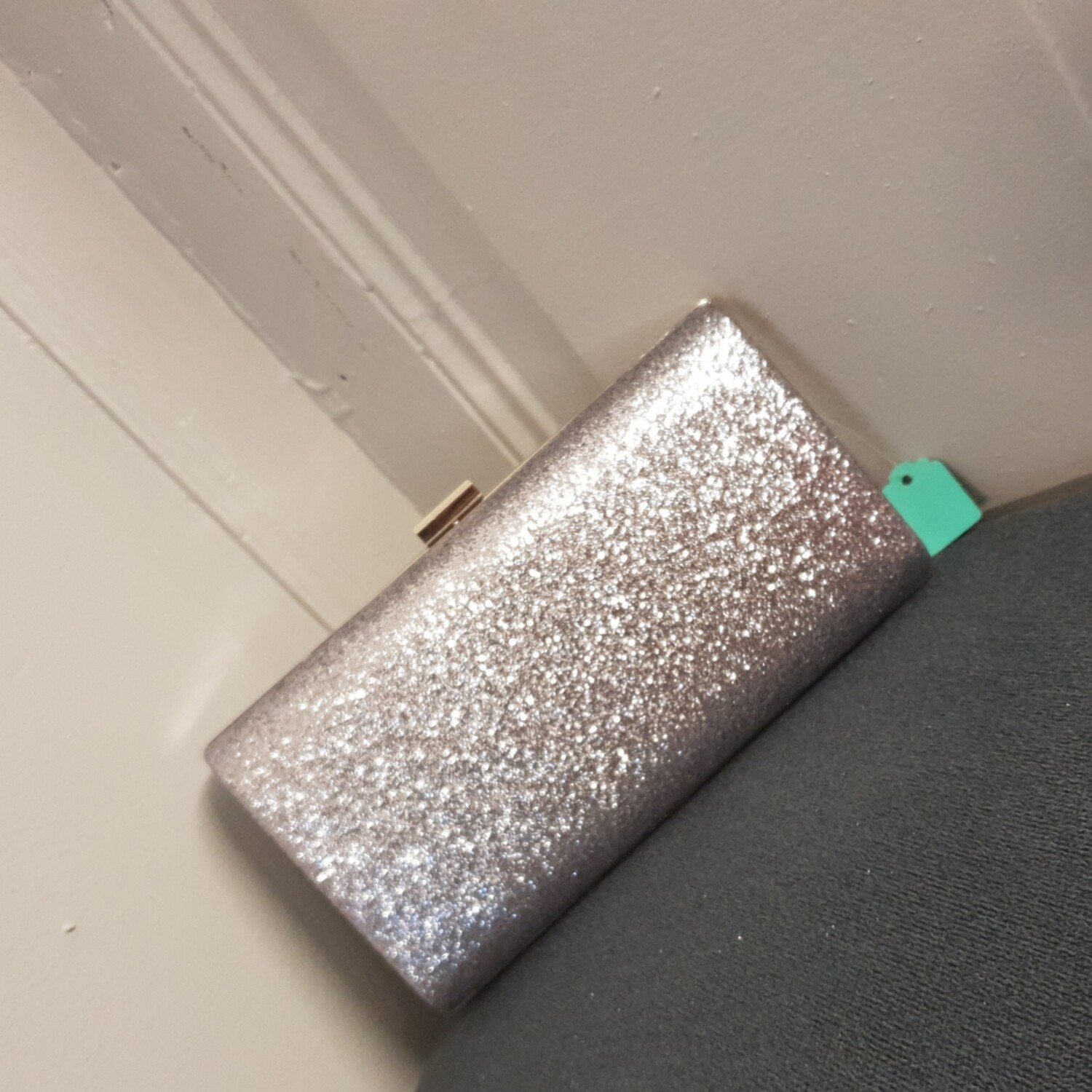 Pochette soiree paillette lilas