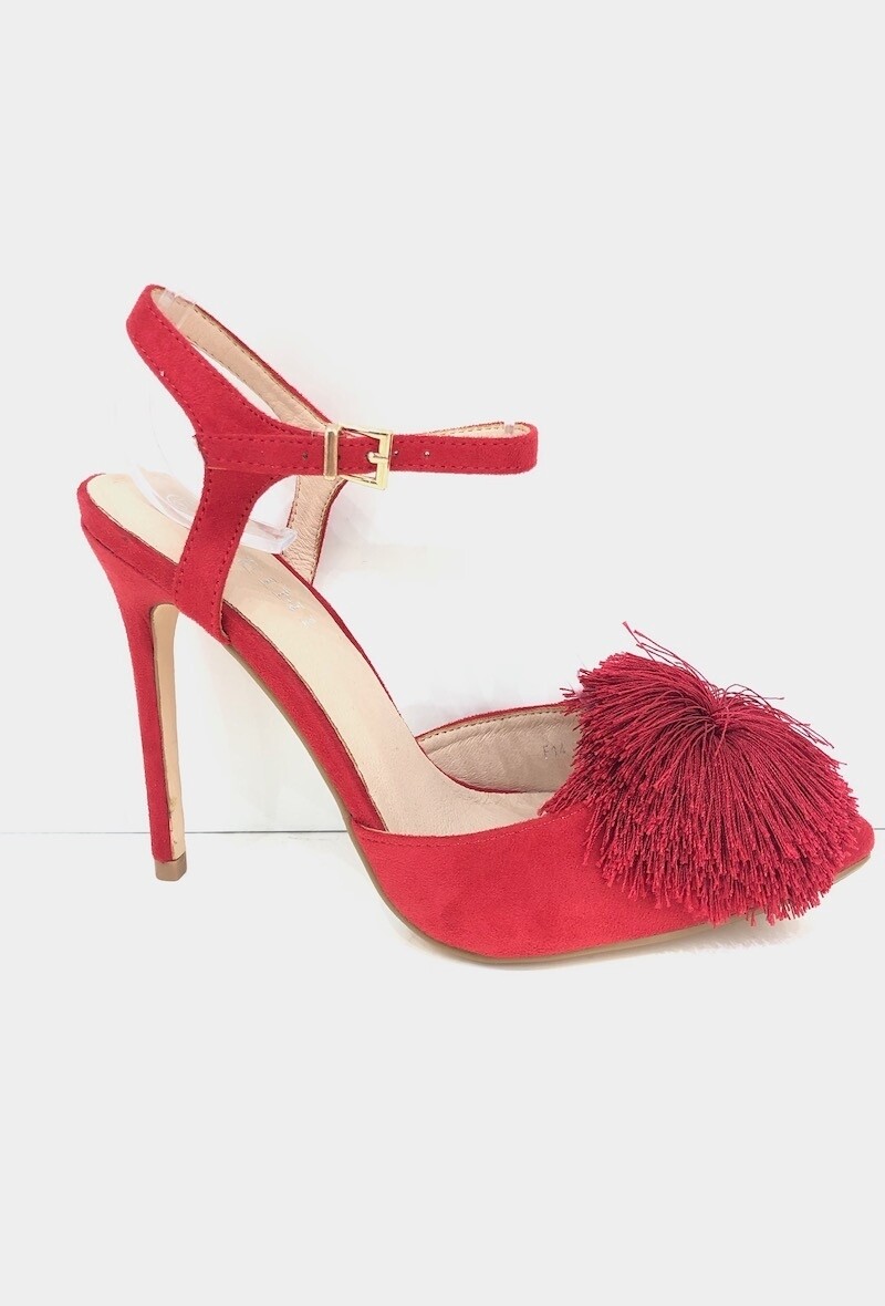 escarpins bride a la cheville  pompon rouge