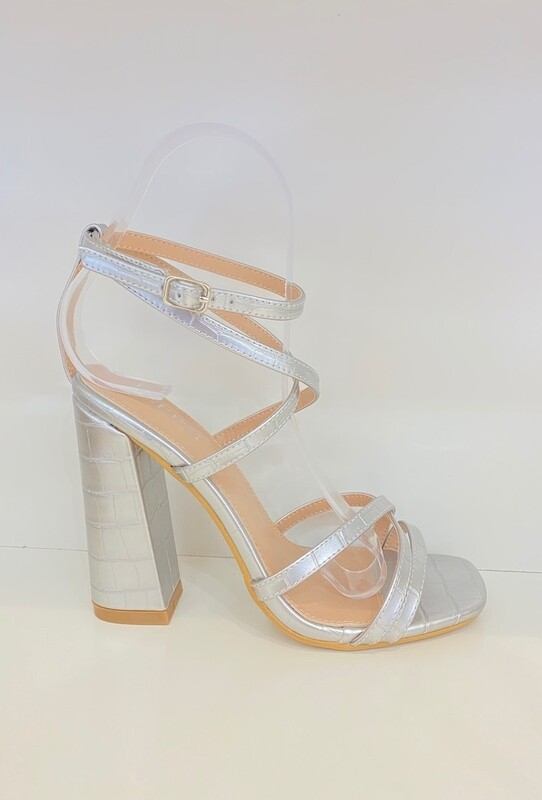 escarpins gros talons argenté bout carré bride croisé