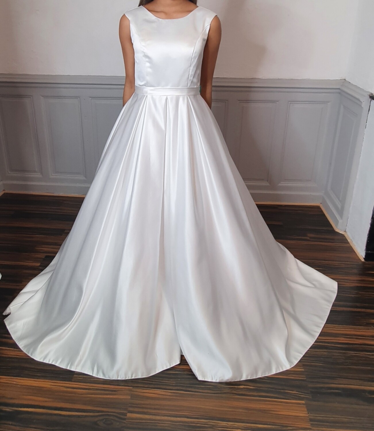 robe de mariee princesse satin avec traine