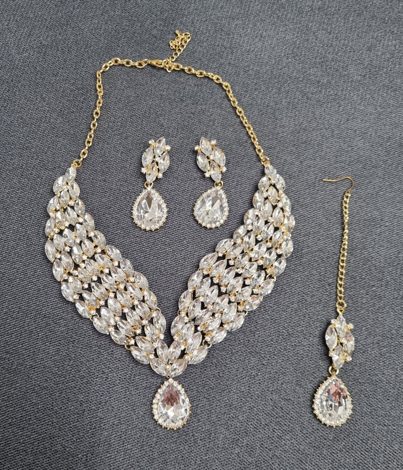 ensemble bijoux mariage 3 pieces doré et pierre blanche indien hindi