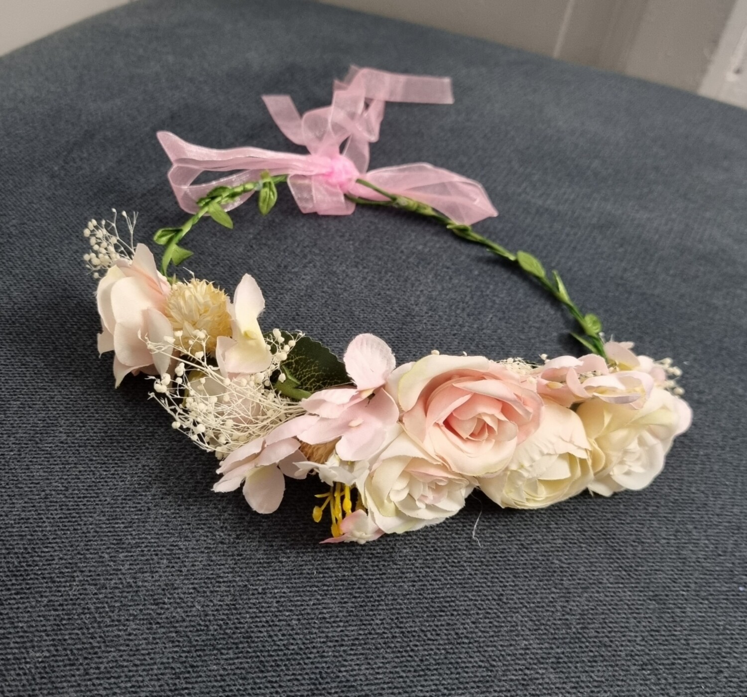 couronne bandeau de fleur rose clair bohème