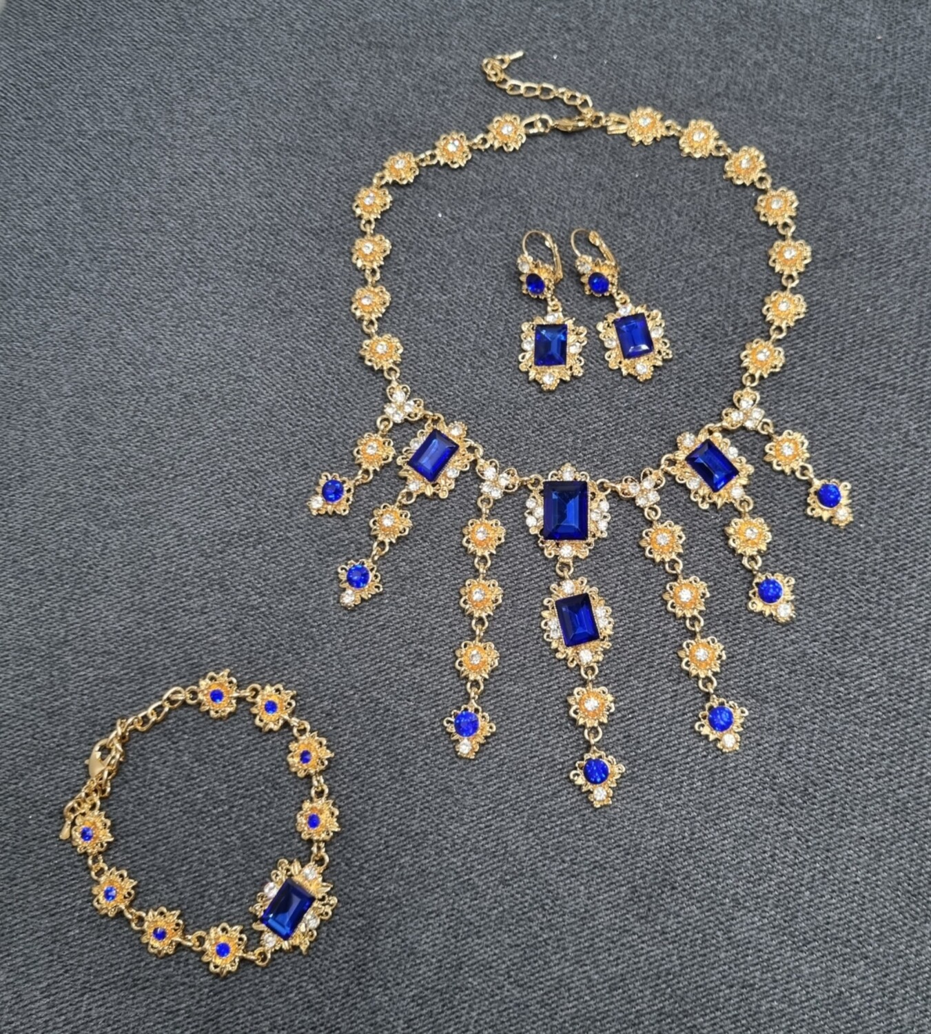 parure mariage 3 pieces doré et bleu collier, bracelet et boucles d'oreilles