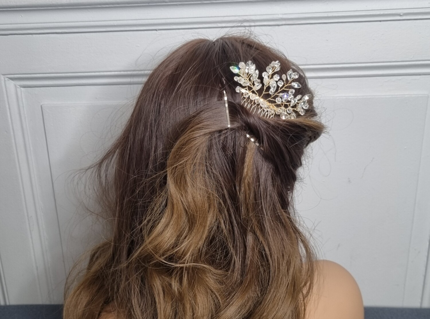 peigne coiffure mariée doré et perles