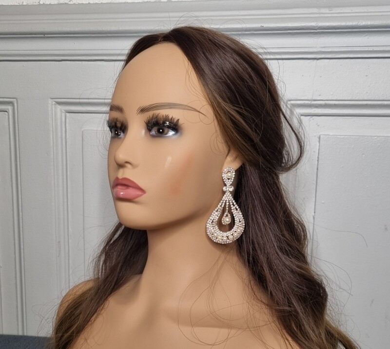 boucles d'oreilles mariage dore pierre et perles blanche