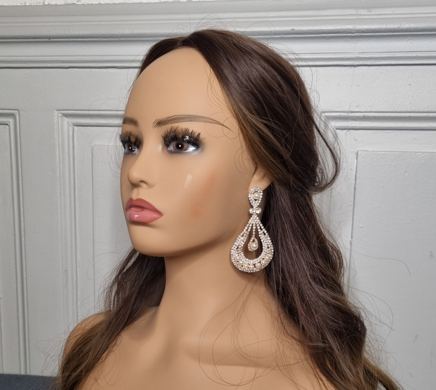 boucles d'oreilles mariage dore pierre et perles blanche