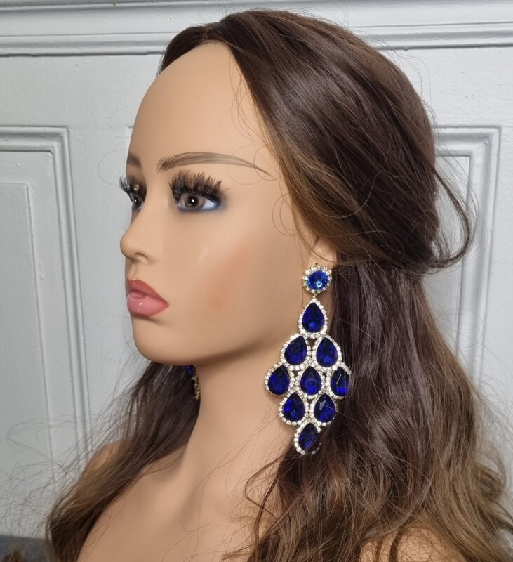 boucles d'oreilles pendante mariage doré et pierre bleu roi