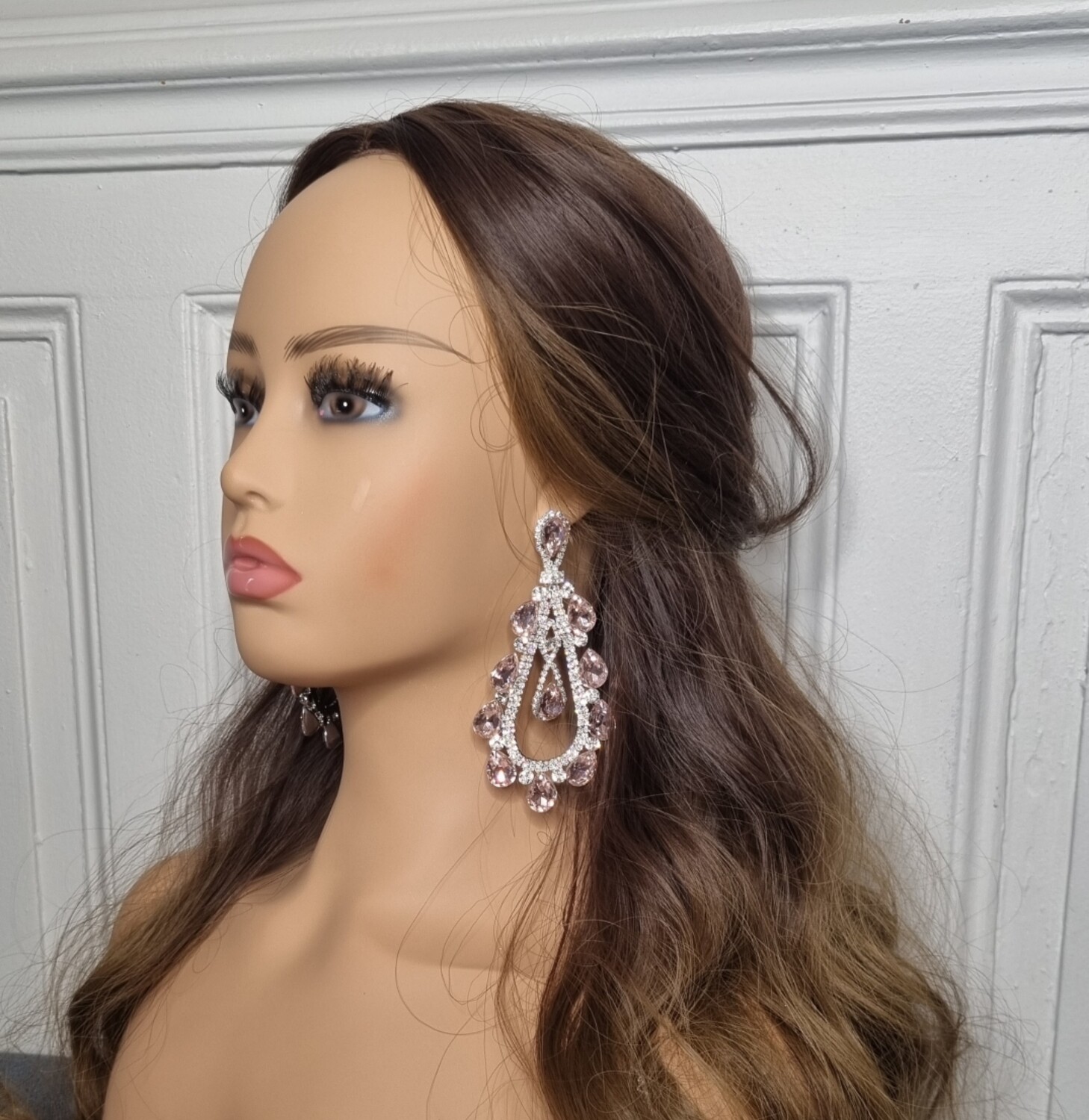 boucles d'oreilles pendantes soiree argenté et bleu