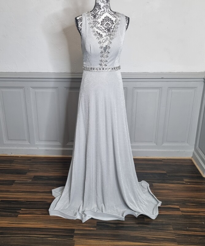robe cérémonie argent avec pierre blanche robe cérémonie argent avec pierre blanche