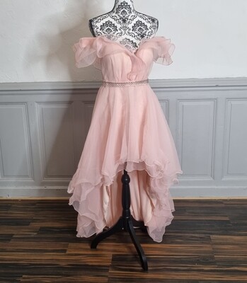 robe ceremonie courte et longue derrière épaules dénudées