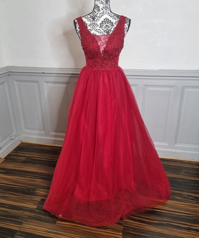 robe cérémonie longue buste dentelle et bas en tulle bordeaux