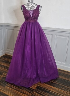 robe cérémonie longue buste dentelle et bas en tulle violet