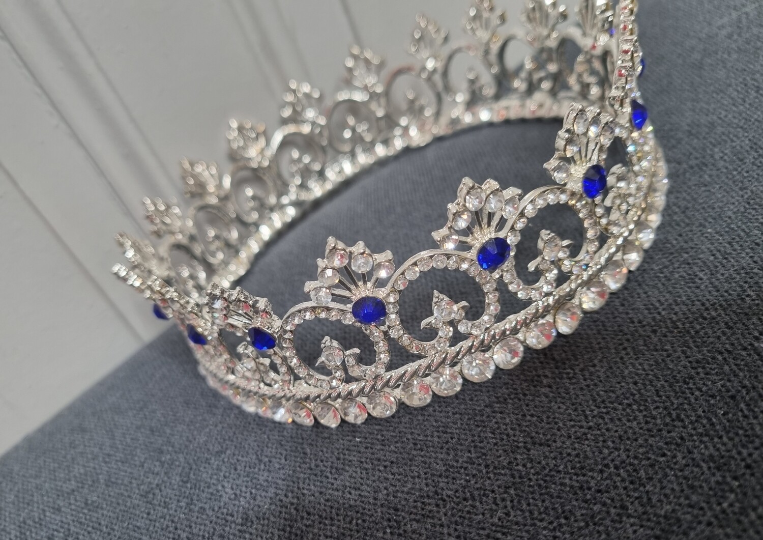 couronne royale mariage argenté et bleu