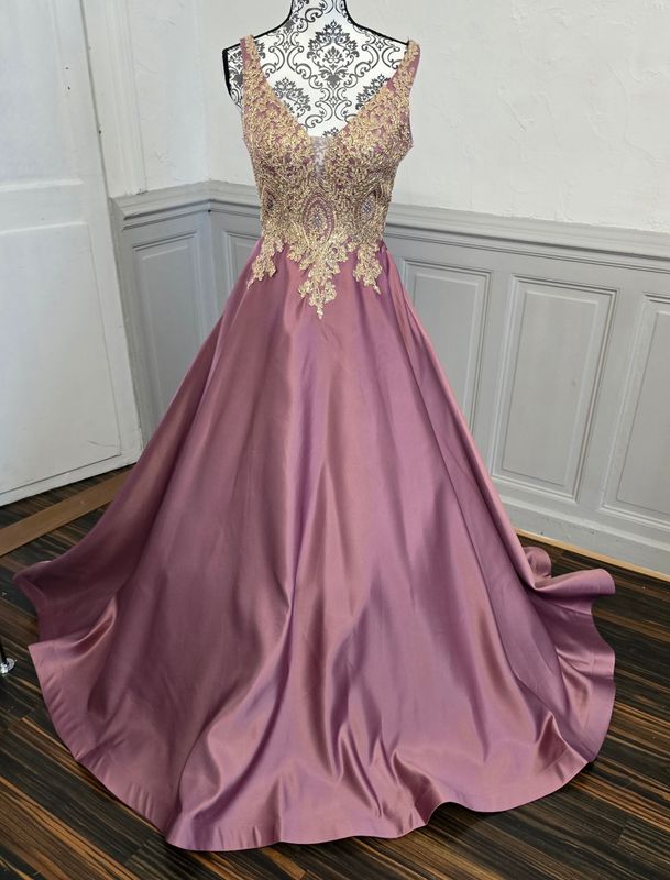 Robe soirée princesse vieux rose et doré Robe soirée princesse vieux rose et doré