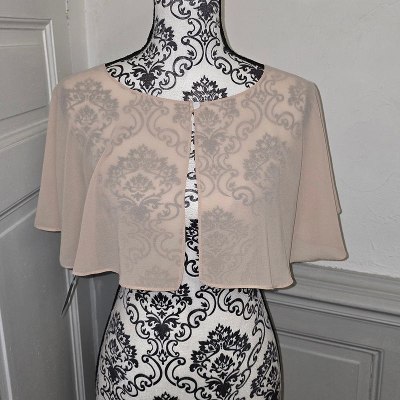 cache-épaules mariage mariée robe de soirée couleur beige étoles accessoires capeline poncho