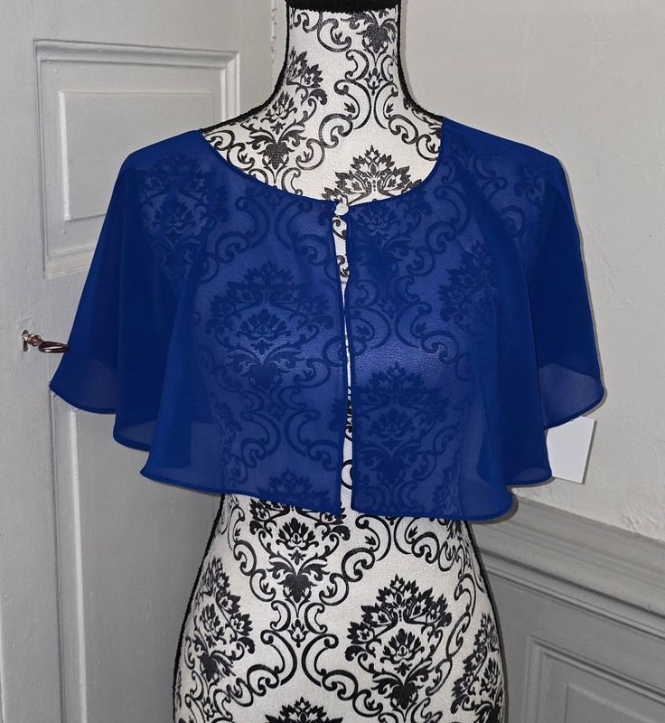 cache-épaules mariage robe de soirée couleur bleu roi étoles accessoires capeline poncho