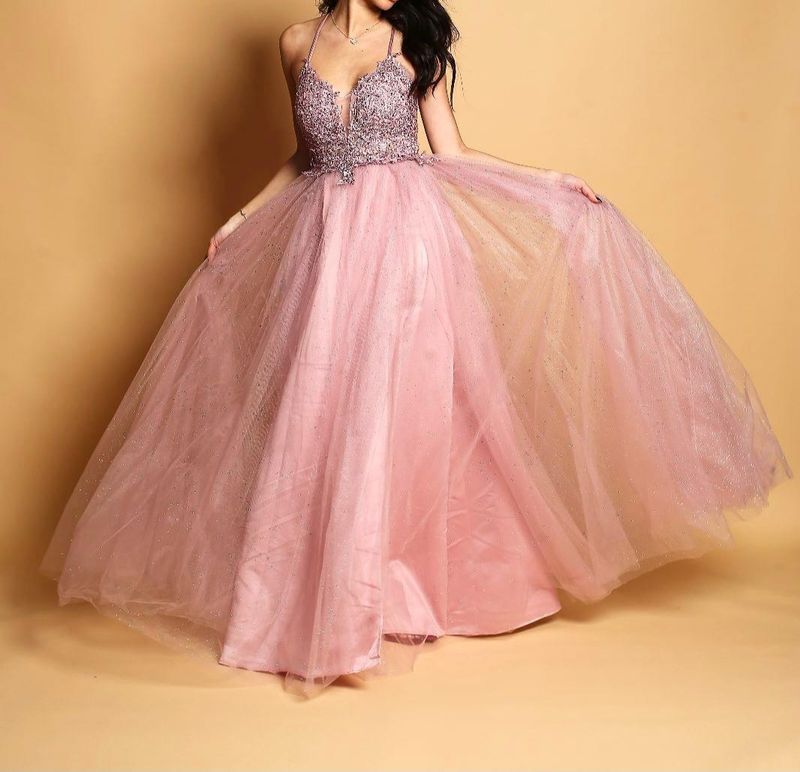 Robe vieux rose Buste dentelle et bas en tulle pailleté