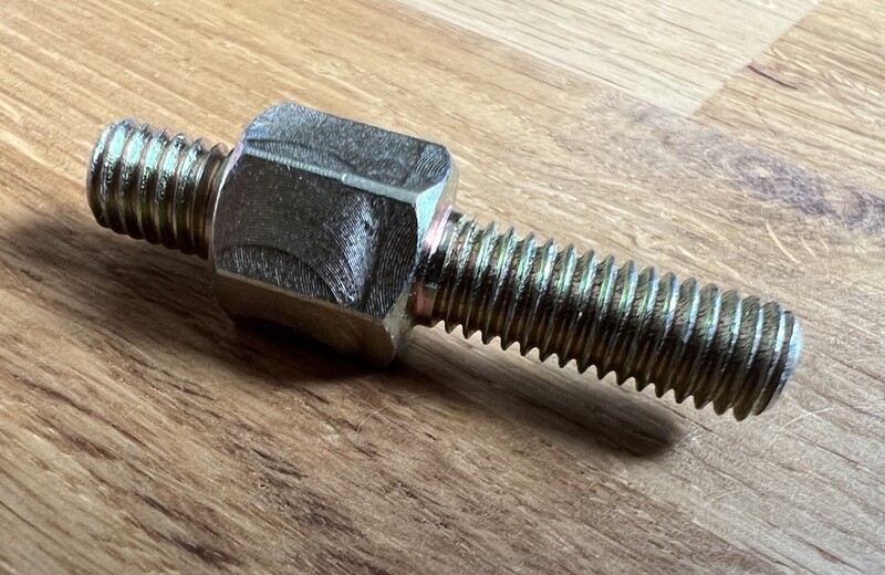 Burner mounting pillar 10mm Burner mounting pillar 10mm