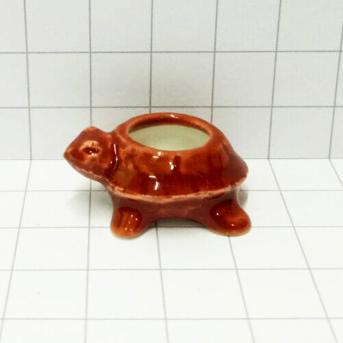Planter - Turtle- Ceramic, Colour: Brown
