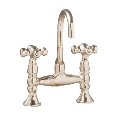 Old Fashioned Tap &amp; Faucet Set