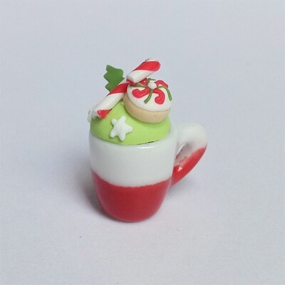 Cupcake in a Mug - Christmas