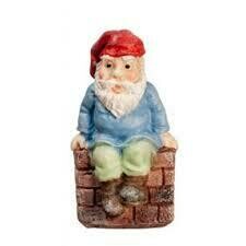 Gnome On Wall