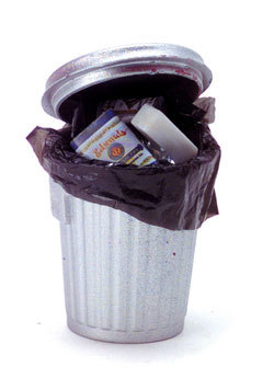 Rubbish Bin complete with Rubbish