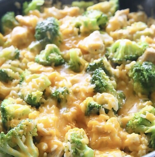 Broccoli &amp; Chicken Cheddar Bake
