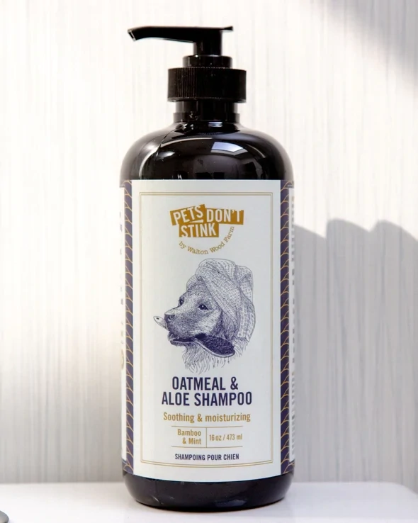 Pets Don't Stink Oatmeal and Aloe Soothing Dog Shampoo
