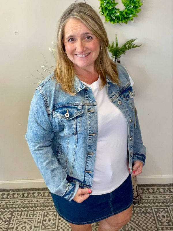 Stretch Denim Jacket - Light Wash
