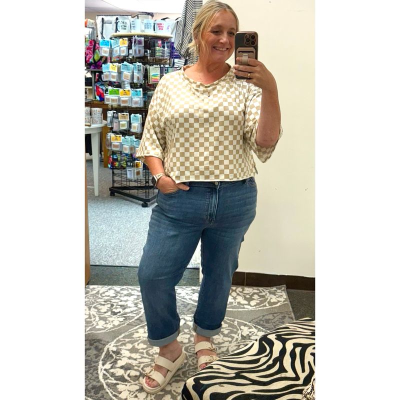 JUDY BLUE - Mid Rise Classic Cuffed Boyfriend