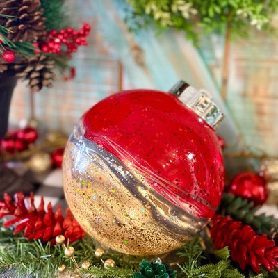 Jumbo Resin Christmas Ball Pour & Sip November 12th Jumbo Resin Christmas Ball Pour & Sip November 12th