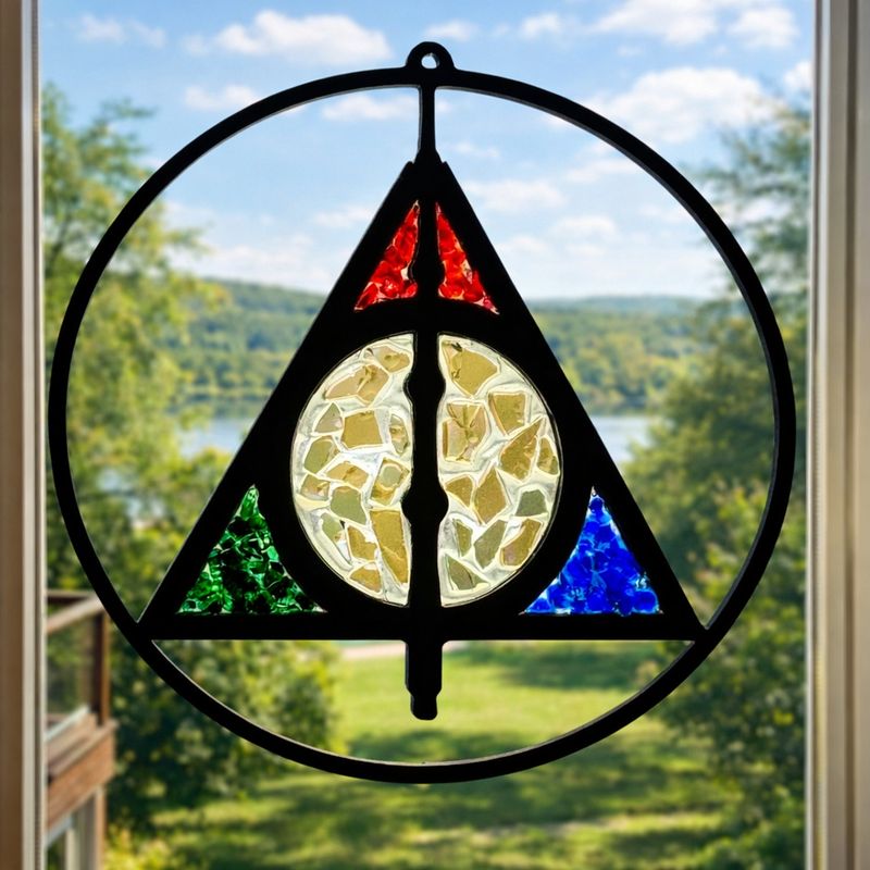 Harry Potter Crushed Glass Suncatcher Trivia and Sip