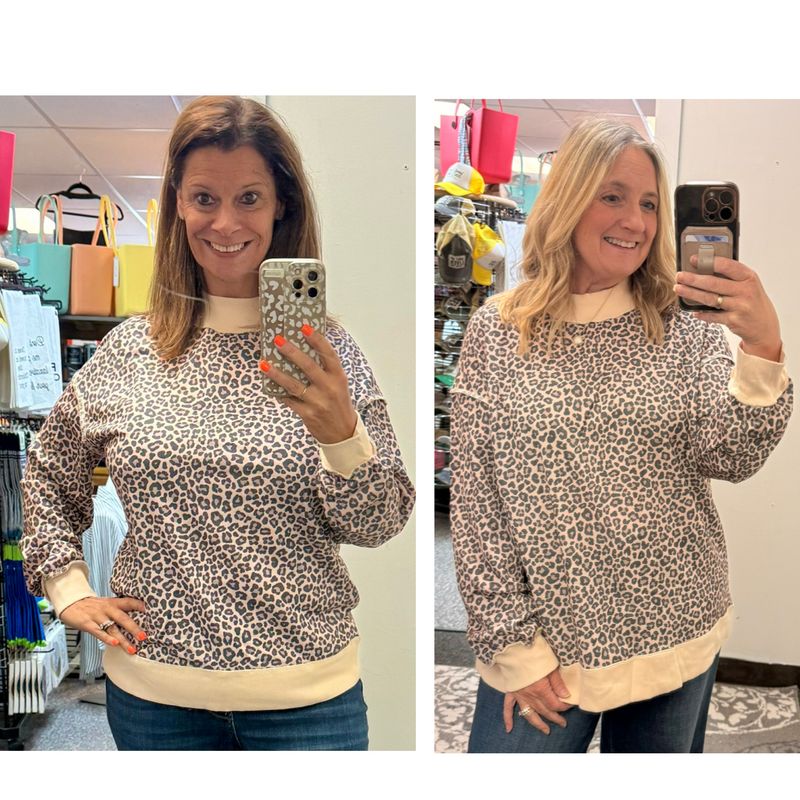 PLUS SIZE Mock Neck Leopard Sweatshirt PLUS SIZE Mock Neck Leopard Sweatshirt