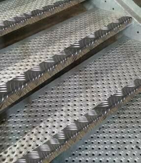 Nez de marche escalier Larme Aluminium