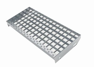 Marche escalier caillebotis Pressé galvanisé M.30x30