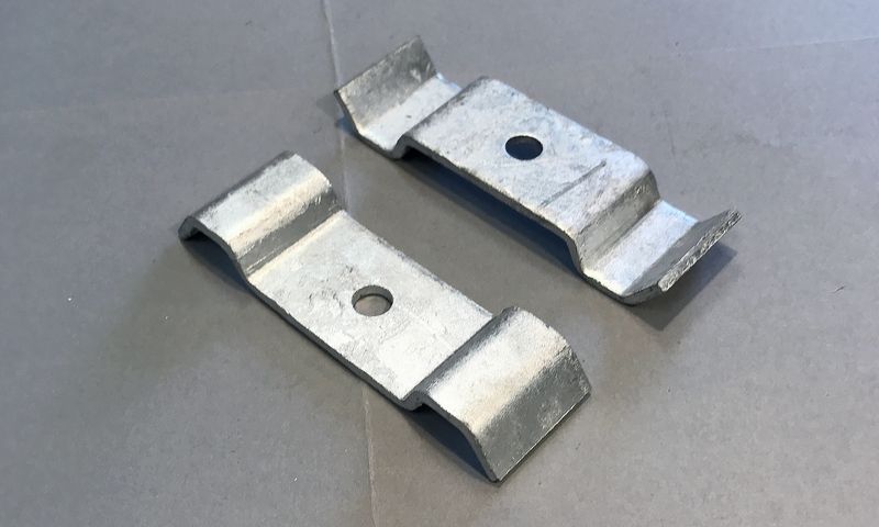 Cavalier 15 fixation Caillebotis maille 60