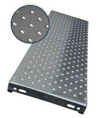 Marche tôle 330 perforées PMR Acier galvanisé